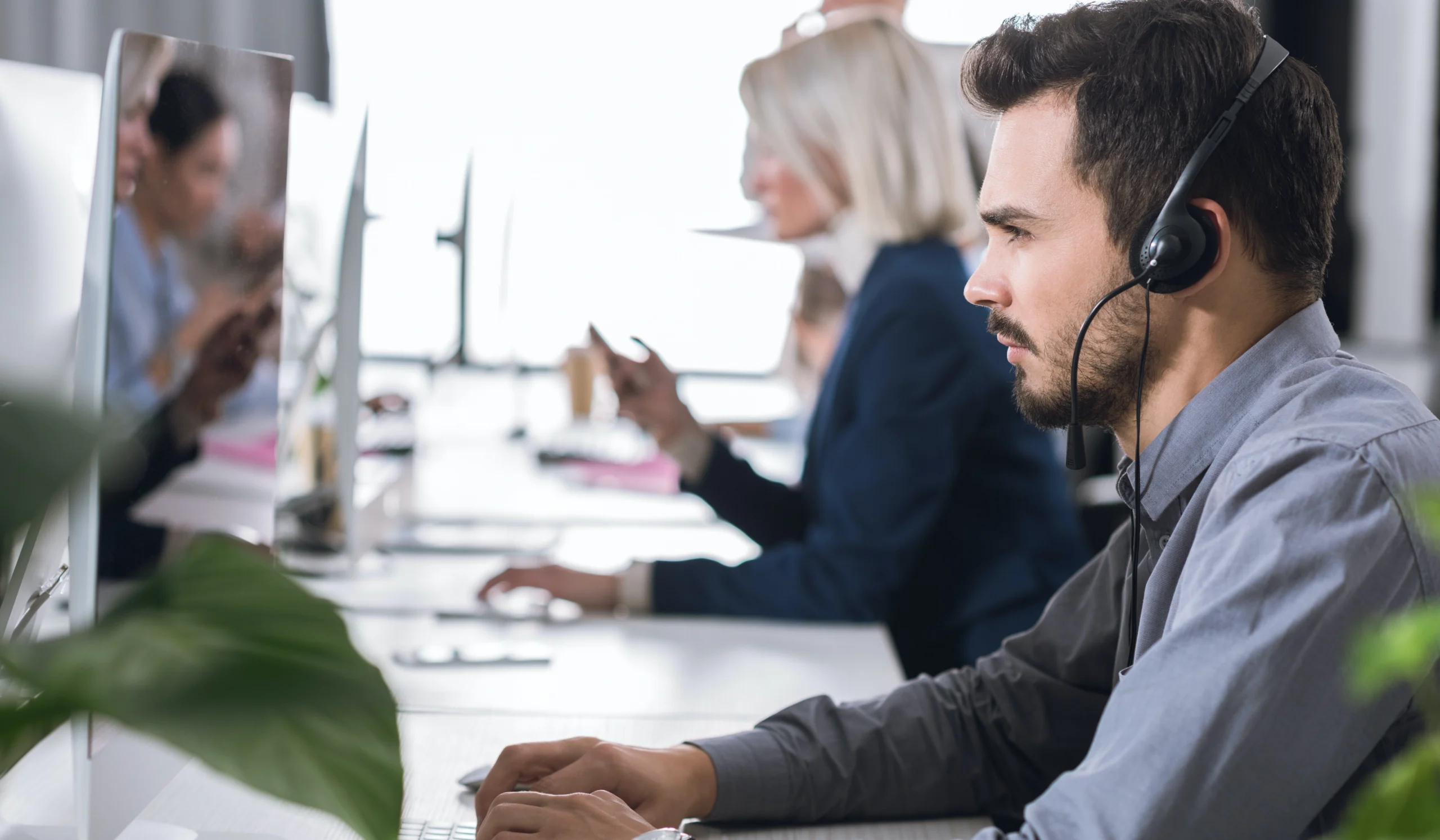 Benefits of a Bilingual Virtual Receptionist Service