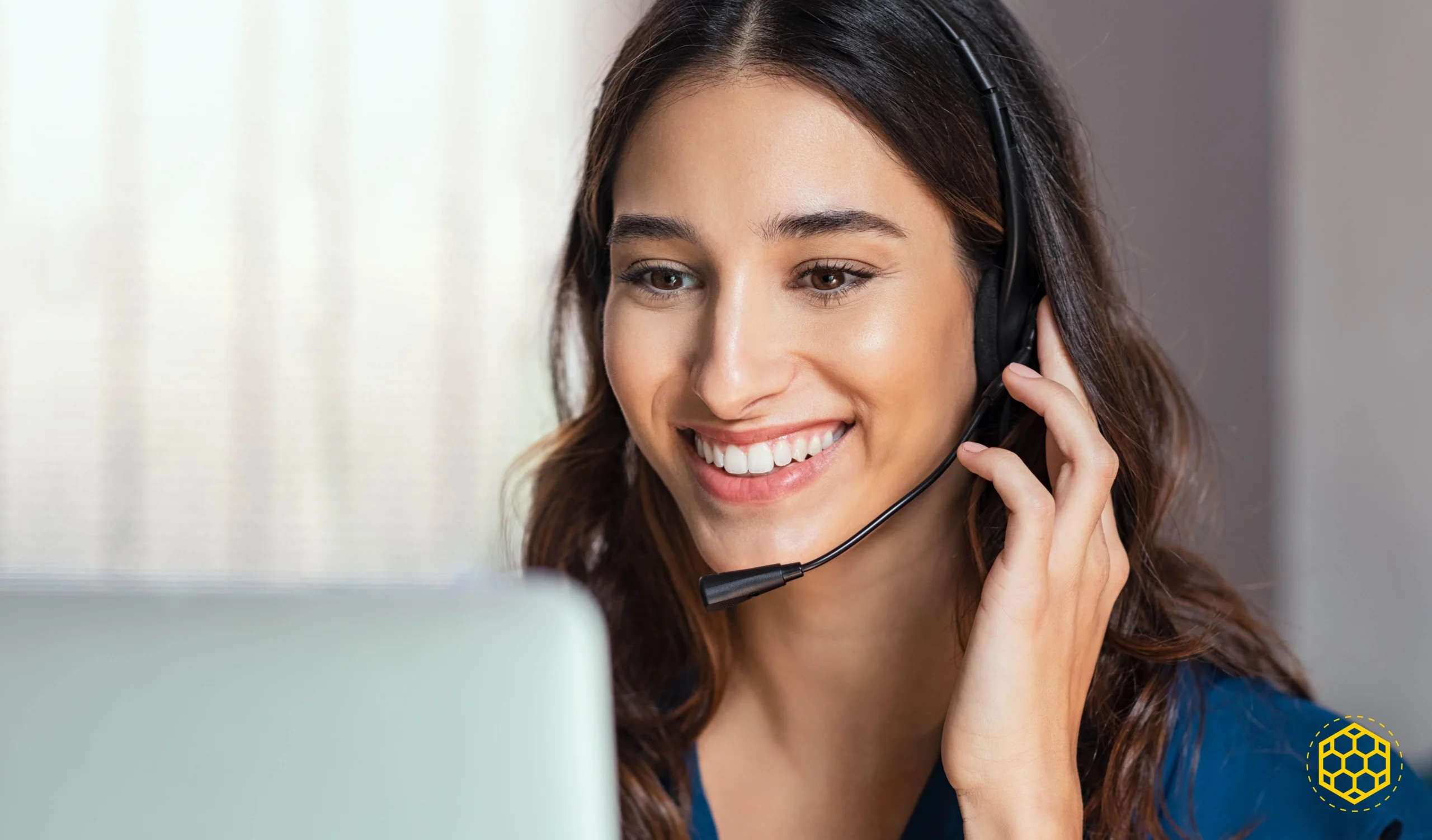 Are Virtual Answering Services Suitable for Law Firms of All Sizes?