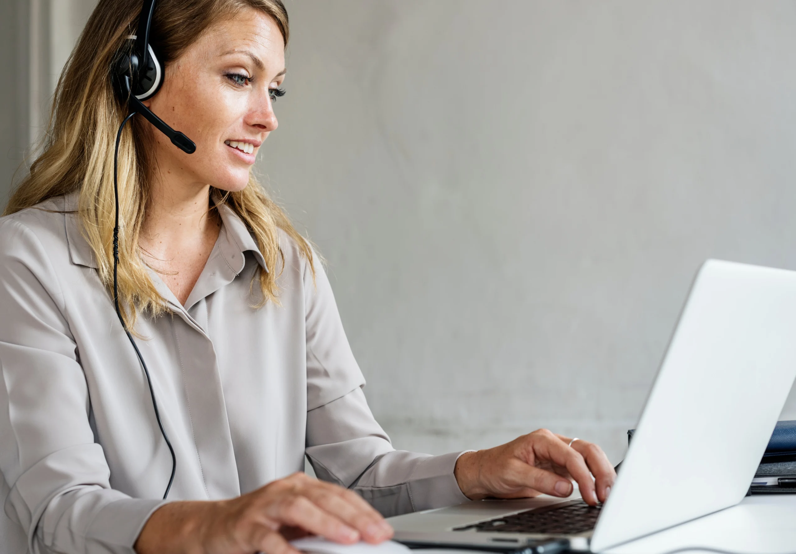 Ways you can save money with an Answering Service